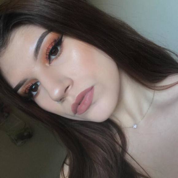 Meet your Posher, Shayla - Picture 1 of 1